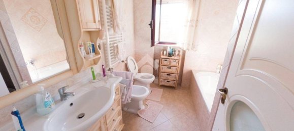 Apartamento de 2 dormitorios en Manfredonia, Italy No. 337181 19