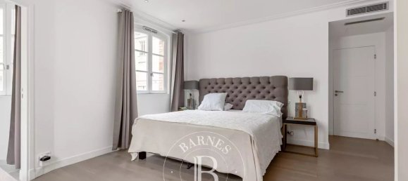 3 bedrooms Duplex in Paris, France No. 188358 8