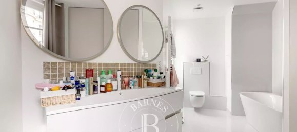 3 bedrooms Duplex in Paris, France No. 188358 10