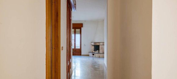 Квартира с 7 комнатами в Франкавилла Фонтана, Италия № 117619 8