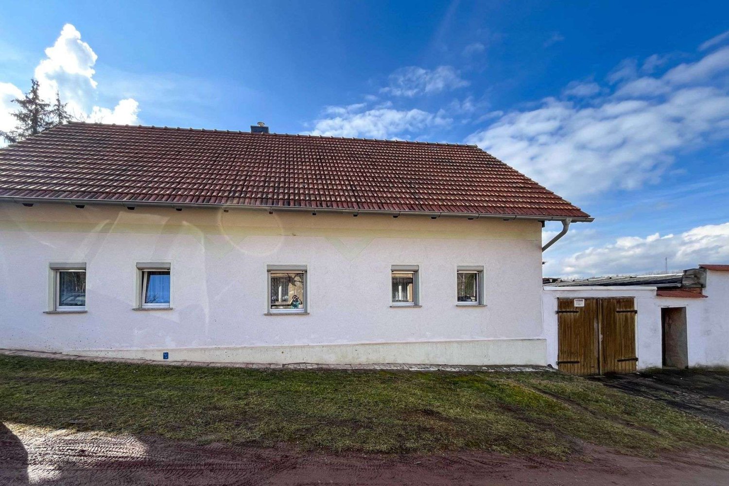 Дом с 4 спальнями в Зале, Германия № 249553