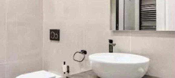 3 bedrooms Apartment in Rome, Italy No. 330908 22