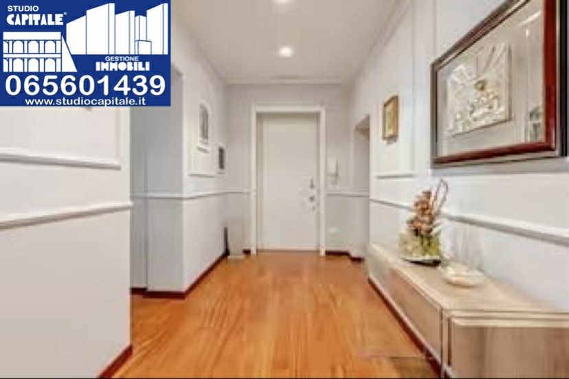 3 bedrooms Apartment in Rome, Italy No. 330908