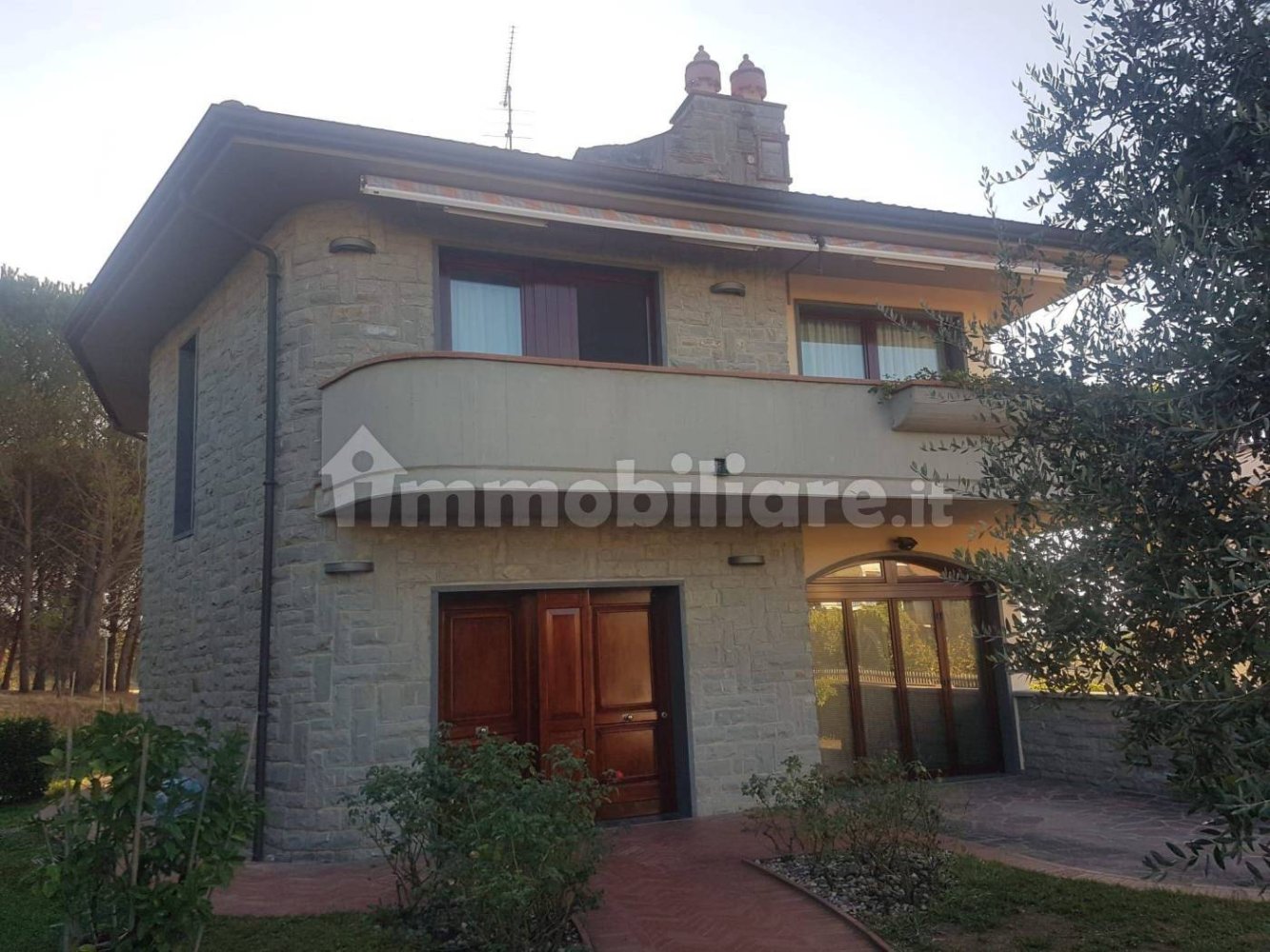 3 bedrooms Villa in Vinci, Italy No. 361871