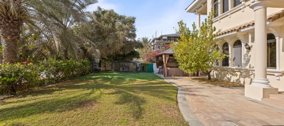 6 bedrooms Villa in Palm Jumeirah, UAE No. 109442 4