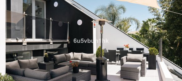 5 bedrooms Villa in Alhaurin de la Torre, Spain No. 135212 17