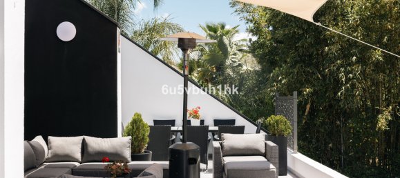 5 bedrooms Villa in Alhaurin de la Torre, Spain No. 135212 18