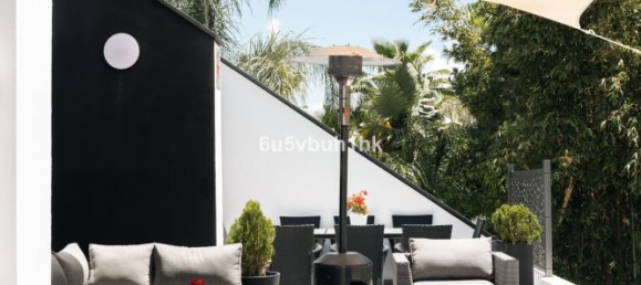 5 bedrooms Villa in Alhaurin de la Torre, Spain No. 135212 19