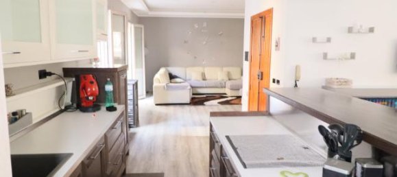 4-salle Appartement à Palagonia, Italy No. 235669 11