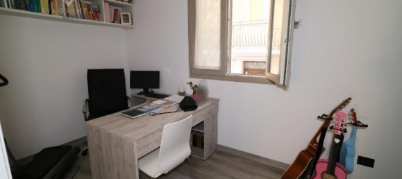4-salle Appartement à Palagonia, Italy No. 235669 37