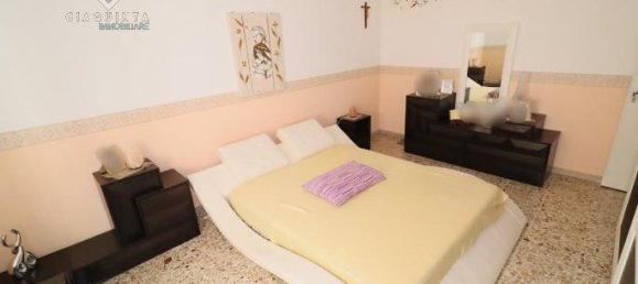 4-salle Appartement à Palagonia, Italy No. 235669 26
