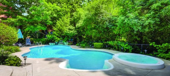 4 bedrooms House in Oakville, Canada No. 1000 5