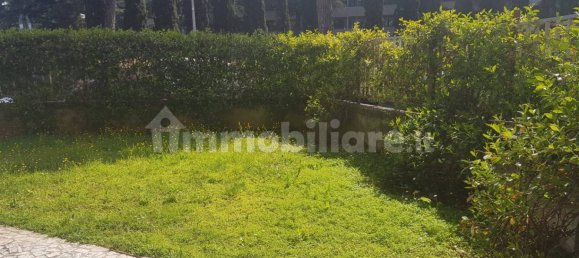 Oficina de 3 habitaciónes en Rome, Italy No. 213645 16