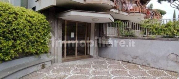 Oficina de 3 habitaciónes en Rome, Italy No. 213645 6