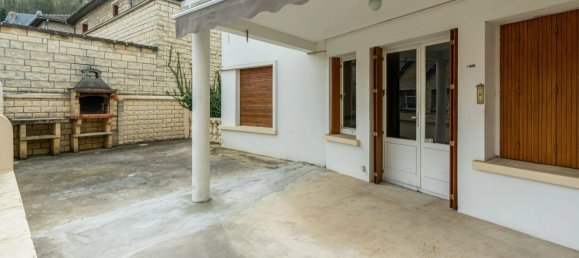 4 Schlafzimmer Haus in Laon, France, Nr. 209650 10