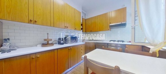 3 bedrooms Apartment in Seveso, Italy No. 299086 6