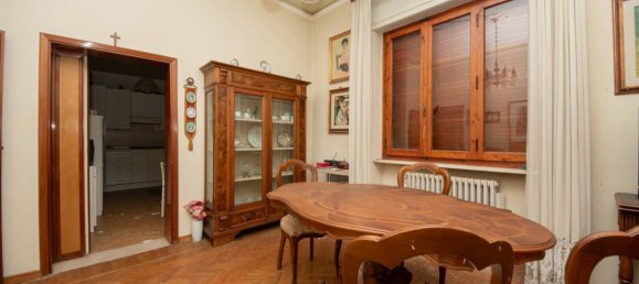 3 Schlafzimmer Wohnung in Pistoia, Italy, Nr. 113416 7