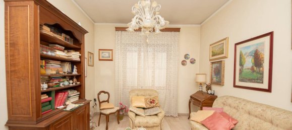 3 Schlafzimmer Wohnung in Pistoia, Italy, Nr. 113416 27