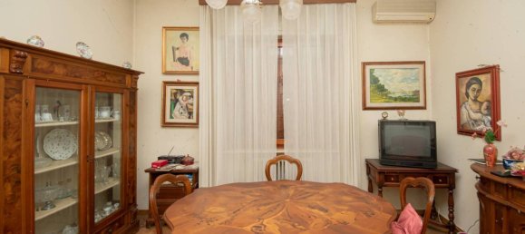 3 Schlafzimmer Wohnung in Pistoia, Italy, Nr. 113416 10