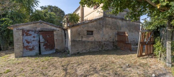 Дом с 3 спальнями в Озимо, Италия № 82525 9