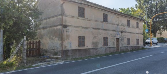 Дом с 3 спальнями в Озимо, Италия № 82525 11