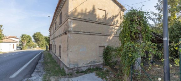 Дом с 3 спальнями в Озимо, Италия № 82525 21