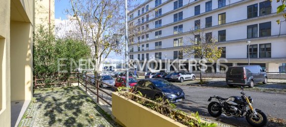 2غرفة عقار تجاري في Lisbon, Portugal رقم 94489 19