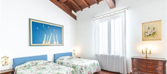 9 chambres Villa à Fontanile, Italy No. 280073 5