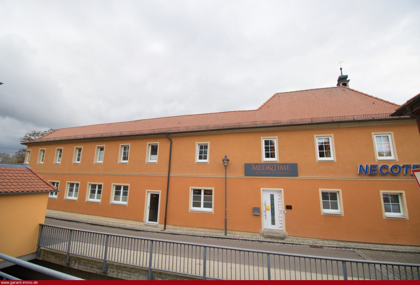 20غرفة بناية في Uffenheim, Germany رقم 4903