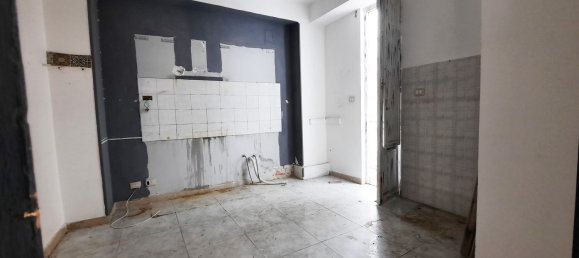 4 bedrooms Apartment in Palermo, Italy No. 348539 17