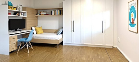 3 bedrooms Apartment in Milan, Italy No. 381613 9