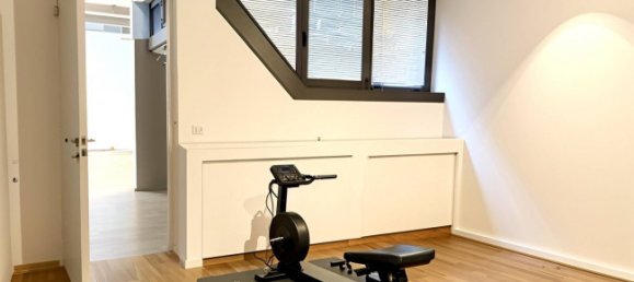 3 bedrooms Apartment in Milan, Italy No. 381613 11