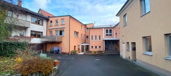 Здание с 35 комнатами в Arzberg, Германия № 271999 4