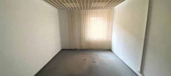 Здание с 35 комнатами в Arzberg, Германия № 271999 10