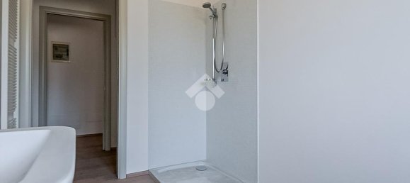 1 bedroom Apartment in Reggio Emilia, Italy No. 257858 11