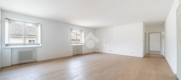 1 bedroom Apartment in Reggio Emilia, Italy No. 257858 5