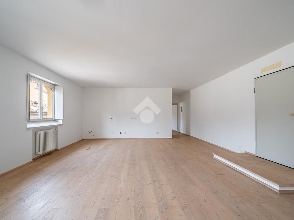 1 bedroom Apartment in Reggio Emilia, Italy No. 257858