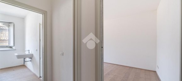 1 bedroom Apartment in Reggio Emilia, Italy No. 257858 7