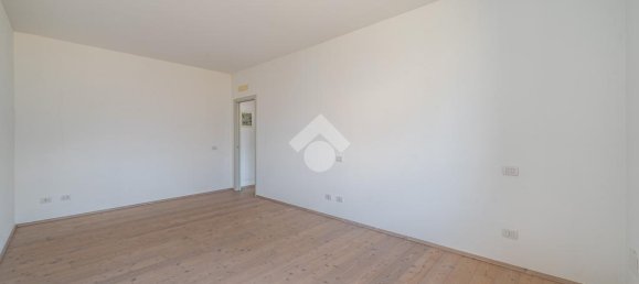 1 bedroom Apartment in Reggio Emilia, Italy No. 257858 16