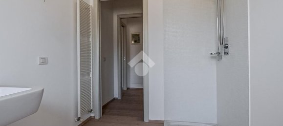 1 bedroom Apartment in Reggio Emilia, Italy No. 257858 12