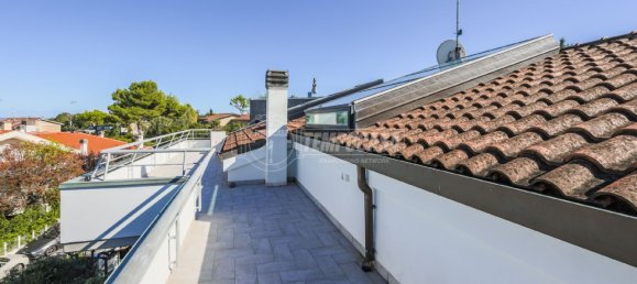 5 rooms House in Riccione, Italy No. 185101 2