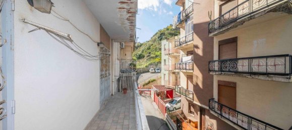 5-salle Appartement à Messina, Italy No. 164328 28
