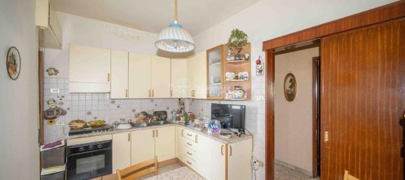 5-salle Appartement à Messina, Italy No. 164328 38