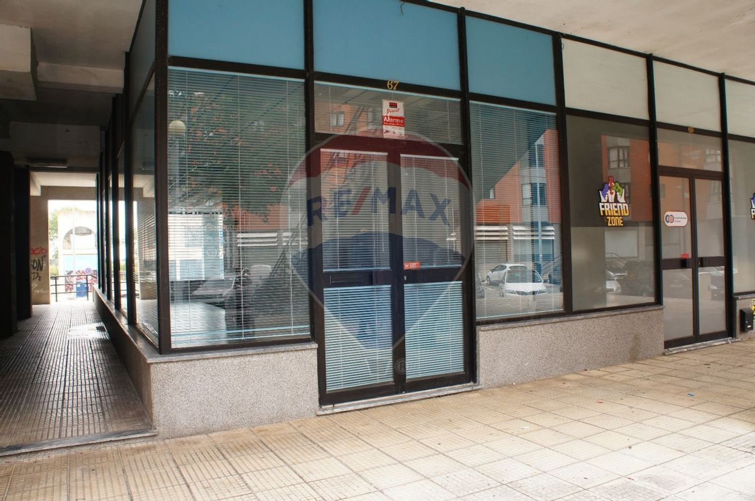 Propiedad comercial en Aradas, Portugal 90 m² No. 75665