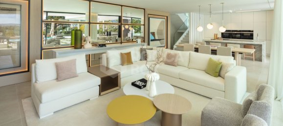 Villa de 5 dormitorios en Marbella, Spain No. 72738 26