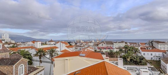 9 bedrooms Building in Ponta Delgada, Portugal No. 69761 34