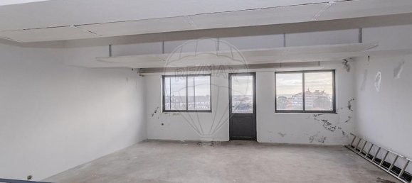 9 bedrooms Building in Ponta Delgada, Portugal No. 69761 4