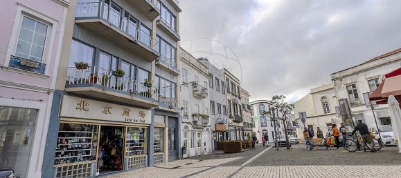 9 bedrooms Building in Ponta Delgada, Portugal No. 69761 3