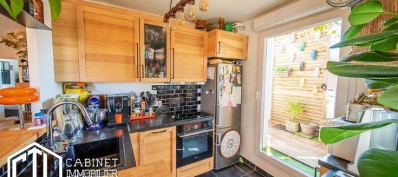 2 bedrooms Apartment in Romainville, France No. 130948 6