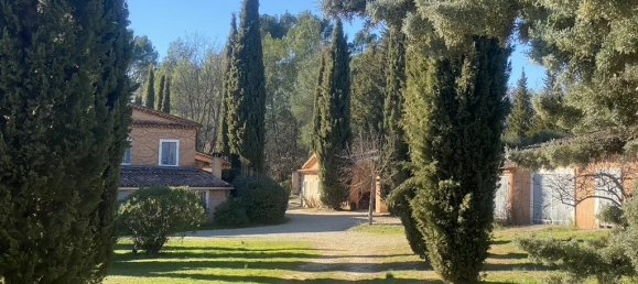 Gewerbliche Immobilie in Tourtour, France 235m², Nr. 1580 2